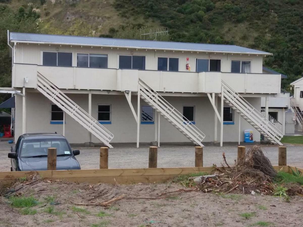 Mahia Motel And Holiday Park Exteriér fotografie