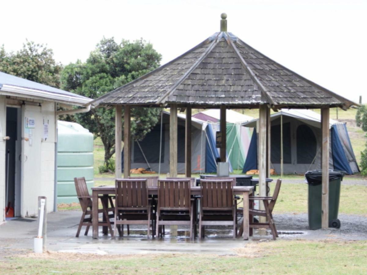 Mahia Motel And Holiday Park Exteriér fotografie